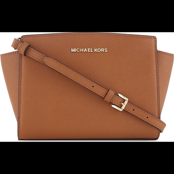 Michael Kors Handbags - Michael Kors bag